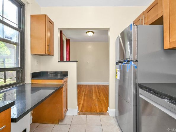 134-08 Jewel Avenue 1A, Flushing NY 11367