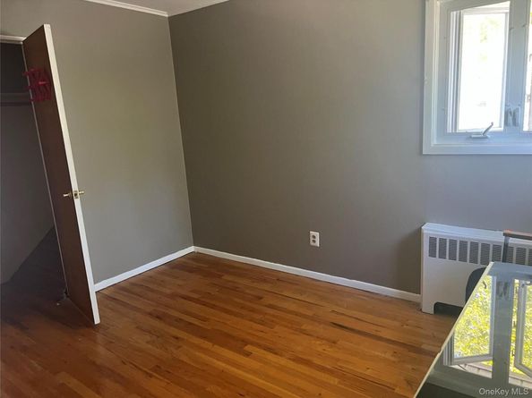 614 Bond Court, North Merrick NY 11566