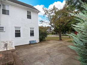 52-50 Little Neck Parkway, Little Neck NY 11362