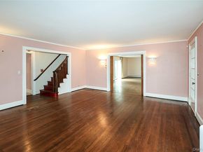 52-50 Little Neck Parkway, Little Neck NY 11362