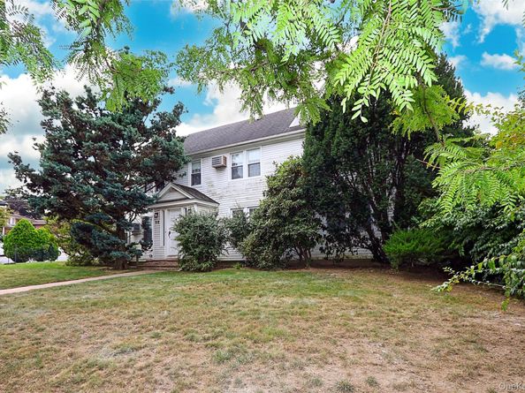 52-50 Little Neck Parkway, Little Neck NY 11362