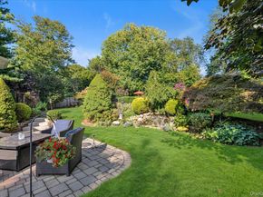 84 Lake Road, Greenlawn NY 11740