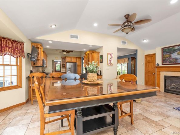 84 Lake Road, Greenlawn NY 11740