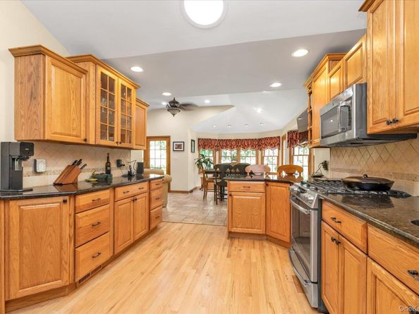 84 Lake Road, Greenlawn NY 11740