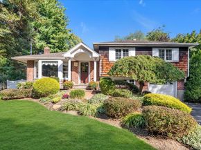 84 Lake Road, Greenlawn NY 11740