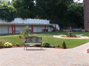 678 Warburton Avenue 6L, Yonkers NY 10701