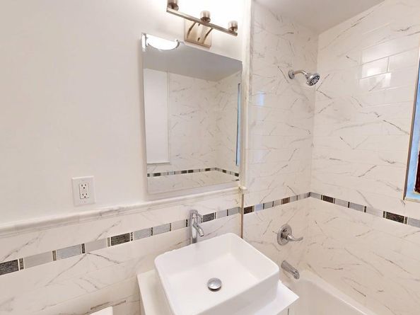 678 Warburton Avenue 6L, Yonkers NY 10701