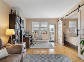 55 Monroe Boulevard 2H, Long Beach NY 11561