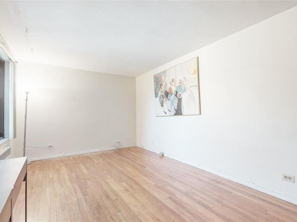 83-20 98th Street 5J, Woodhaven NY 11421