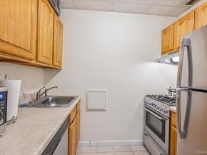 1250 North Avenue 115, New Rochelle NY 10804