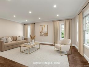 34 Calumet Drive, Dix Hills NY 11746