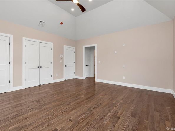 34 Calumet Drive, Dix Hills NY 11746