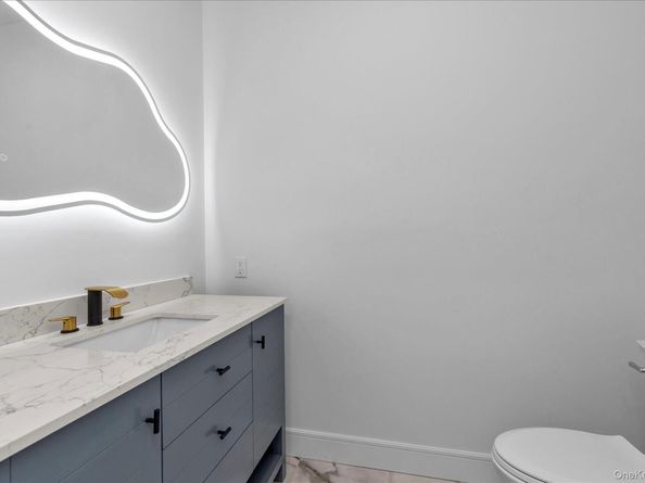 34 Calumet Drive, Dix Hills NY 11746