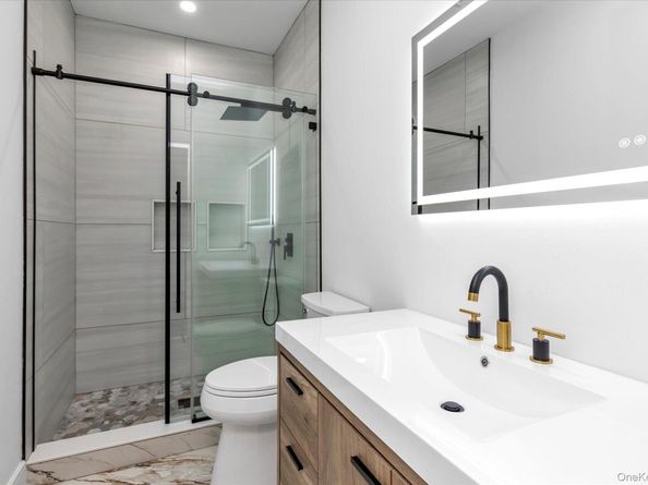 34 Calumet Drive, Dix Hills NY 11746