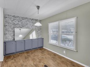 525-183 Riverleigh Avenue 183, Riverhead NY 11901