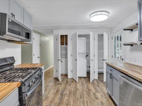 525-183 Riverleigh Avenue 183, Riverhead NY 11901