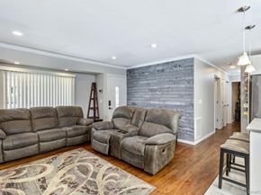 2700 Falcon Avenue, Medford NY 11763