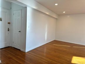 150-29 72 Garden 3L, Kew Garden Hills NY 11367