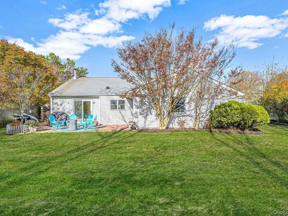 4 Malcolm Street, Bellport NY 11713
