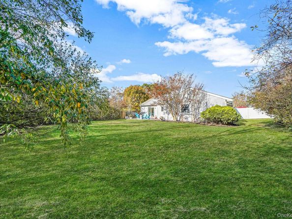 4 Malcolm Street, Bellport NY 11713