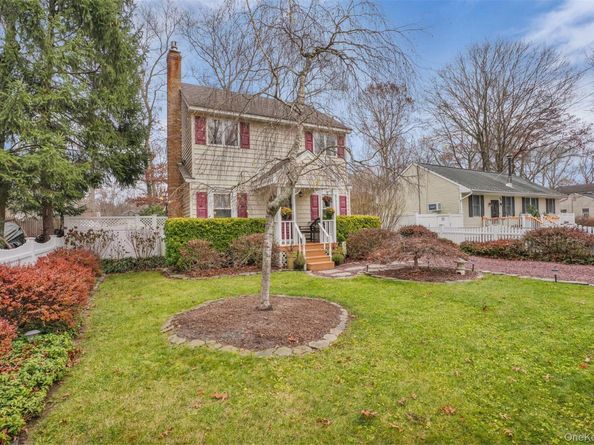 103 Wauwepex Trail, Ridge NY 11961