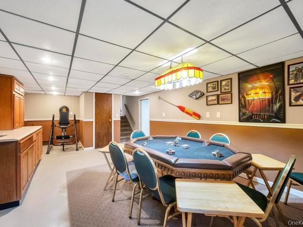 65 Waterview Avenue, Massapequa NY 11758