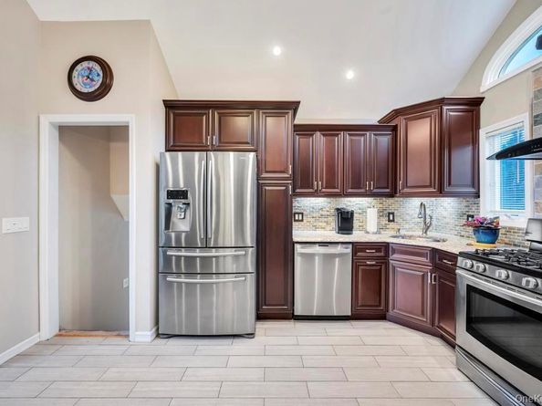 65 Waterview Avenue, Massapequa NY 11758