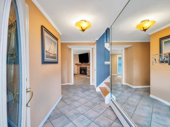 65 Waterview Avenue, Massapequa NY 11758