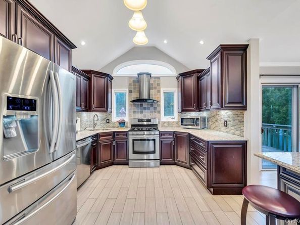 65 Waterview Avenue, Massapequa NY 11758