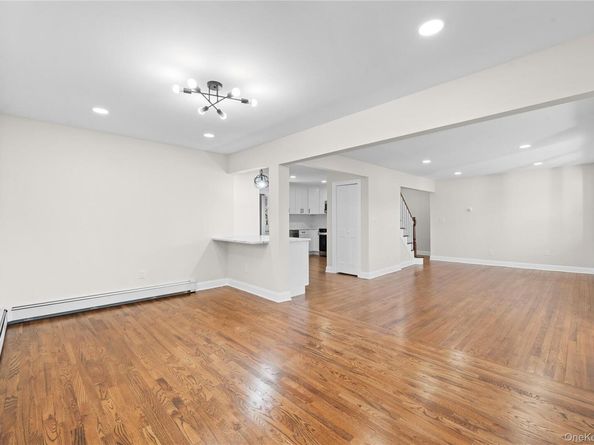 22 Guilette Place, Amityville NY 11701