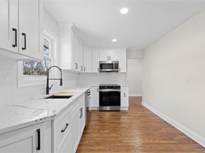 22 Guilette Place, Amityville NY 11701