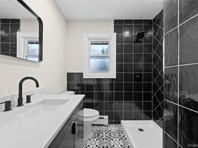 22 Guilette Place, Amityville NY 11701