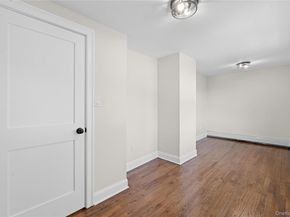 22 Guilette Place, Amityville NY 11701