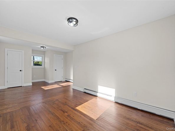 22 Guilette Place, Amityville NY 11701