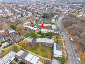 70-79 Park Drive E B, Flushing NY 11367