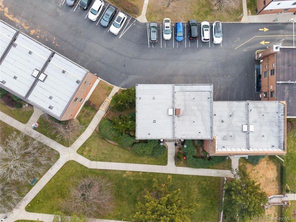 70-79 Park Drive E B, Flushing NY 11367