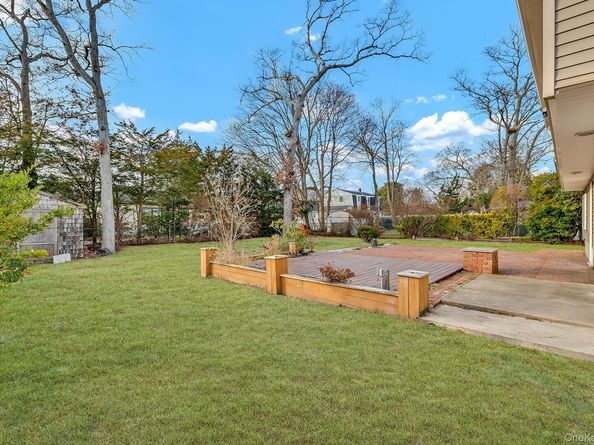 116 Phyllis Drive, Patchogue NY 11772