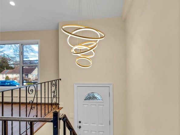 116 Phyllis Drive, Patchogue NY 11772