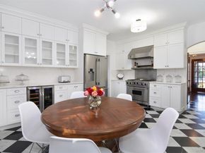 233 Kneeland Avenue, Yonkers NY 10705