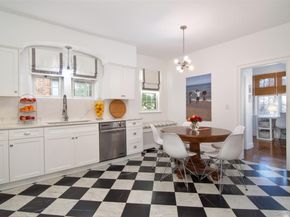 233 Kneeland Avenue, Yonkers NY 10705