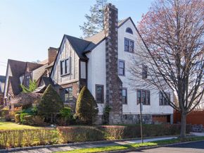 233 Kneeland Avenue, Yonkers NY 10705