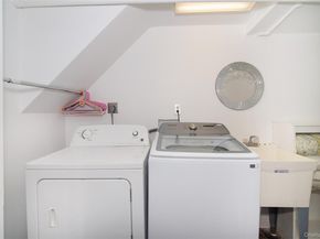 233 Kneeland Avenue, Yonkers NY 10705