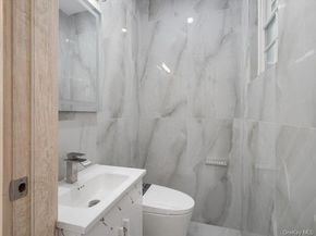 1247 Ixworth Road, Valley Stream NY 11580