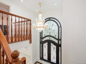 1247 Ixworth Road, Valley Stream NY 11580