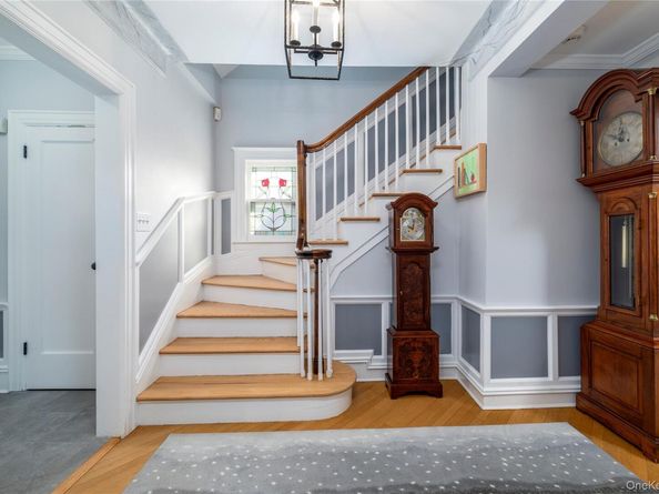 166 Princeton Road, Rockville Centre NY 11570