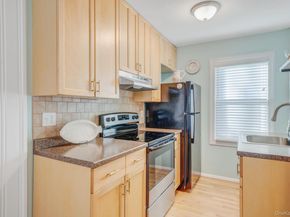 4 Wyandanch Trail, Ridge NY 11961