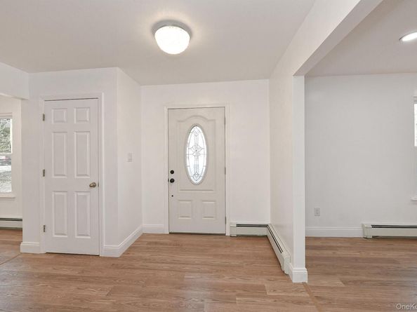 34 Warner Road, Huntington NY 11743