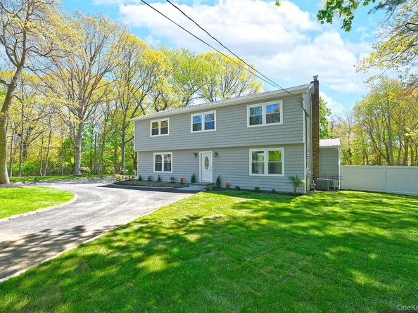 34 Warner Road, Huntington NY 11743