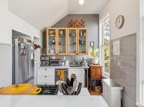 3025 21st Street, San Francisco CA 94110