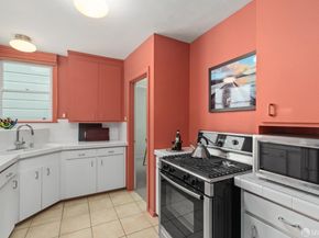 1230 Clay Street 303, San Francisco CA 94108